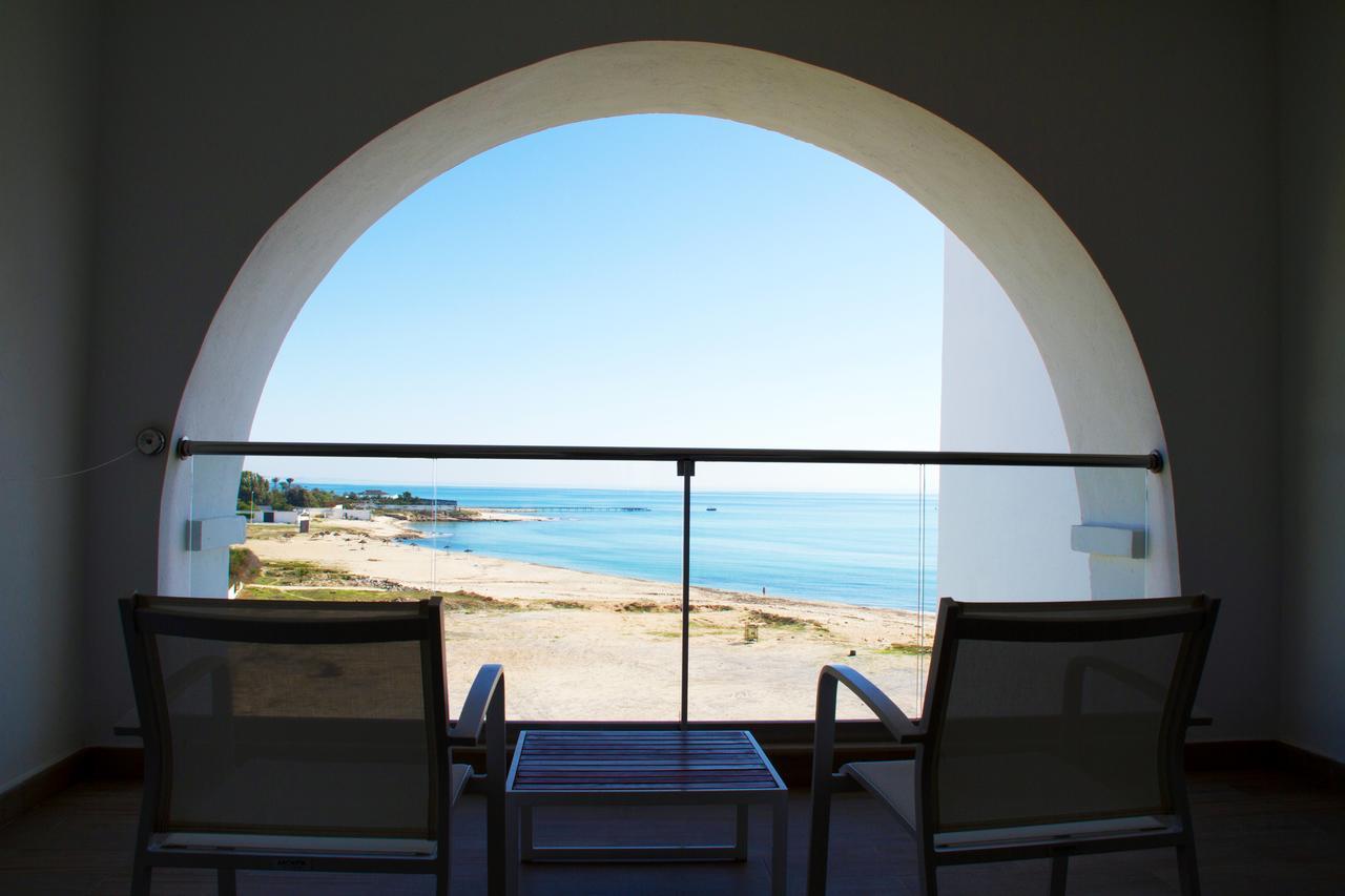 Hotel La Badira - Adult Only Al-Hammamat Zewnętrze zdjęcie View of the beach from a hotel room